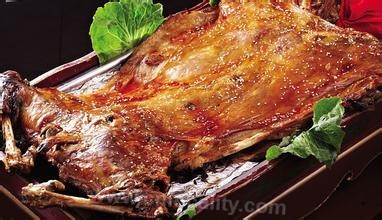 Tasty roast whole lamb