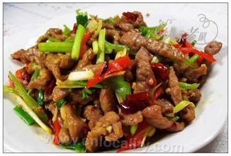 Fried beef with celery