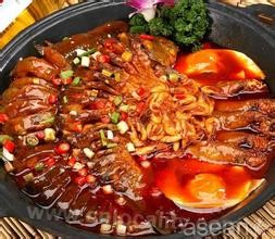 Mingfeng iron pot stewed fish