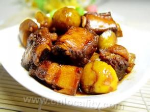 Braised meat with chestnuts