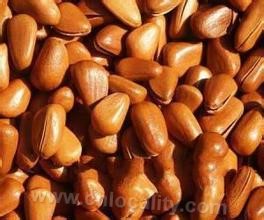 Dailing pine nuts