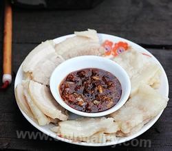 Pork belly with garlic paste