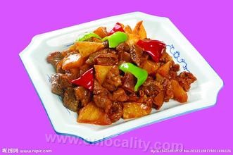 braised beef with potatoes