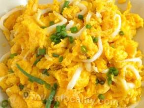 Scrambled eggs with whitebait in Taihu L...