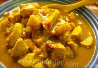 Curry Chicken with Apple