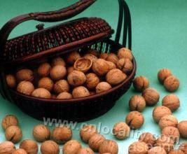 Lingshui walnut