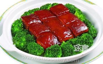 Baihuajiu braised pork