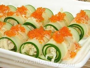 Shredded chicken roll