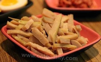 Songyang stewed bamboo shoots are salty.