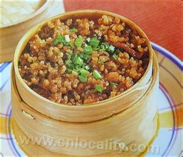 Steamed beef with steamed noodles