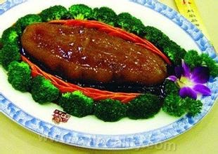 Braised Jumbo Sea Cucumber with Shrimp R...