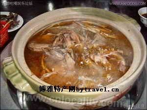 Braised whole duck with cordyceps sinens...