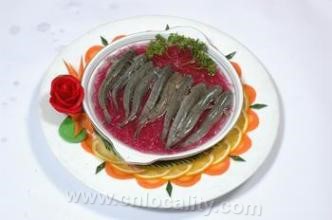 Steamed fish with wine