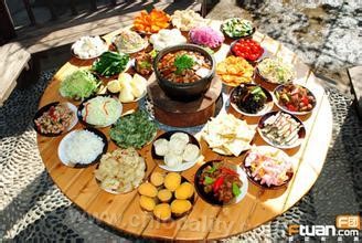 Huainan tofu feast