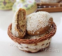 Sesame paste sesame seed cake