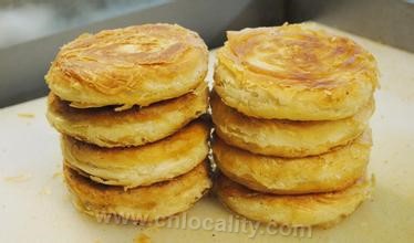 Tianjin sesame seed cake