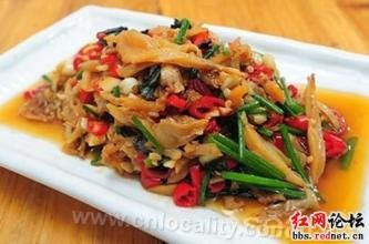 Dry-fried spicy clam meat