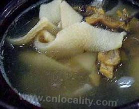 Mutton tripe in broth