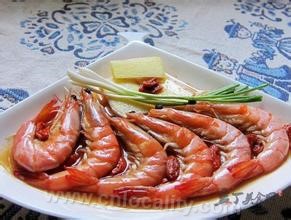 Steamed medlar shrimp