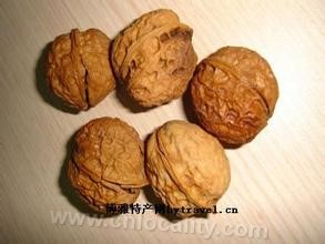 Walnut in Lingchuan