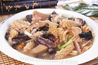 Braised Sliced Abalone, Fish Maw and Chicken