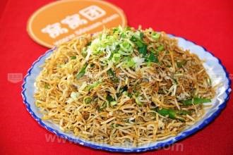 Fried noodles with noodles