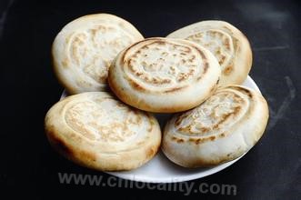 Dry steamed bread