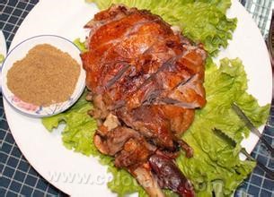 Crispy and crispy roast leg of lamb.